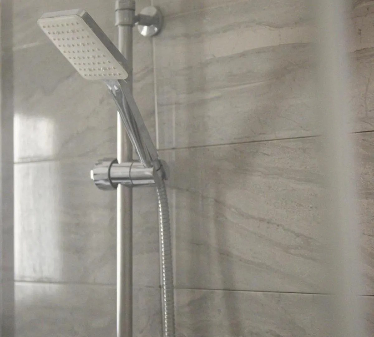 Banksy Inspired Rome Apartment - Colli Albani
