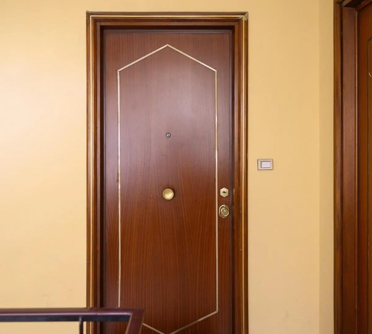 Banksy Inspired Rome Apartment - Colli Albani